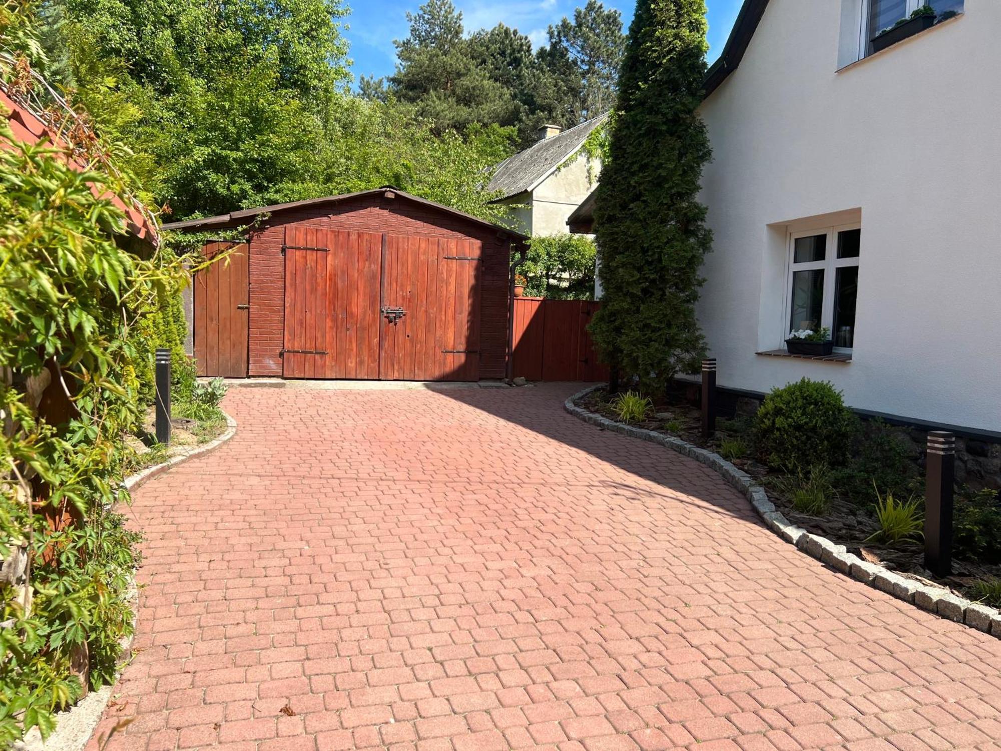 Dom Nad Jeziorem Strazym Zbiczno Exteriör bild