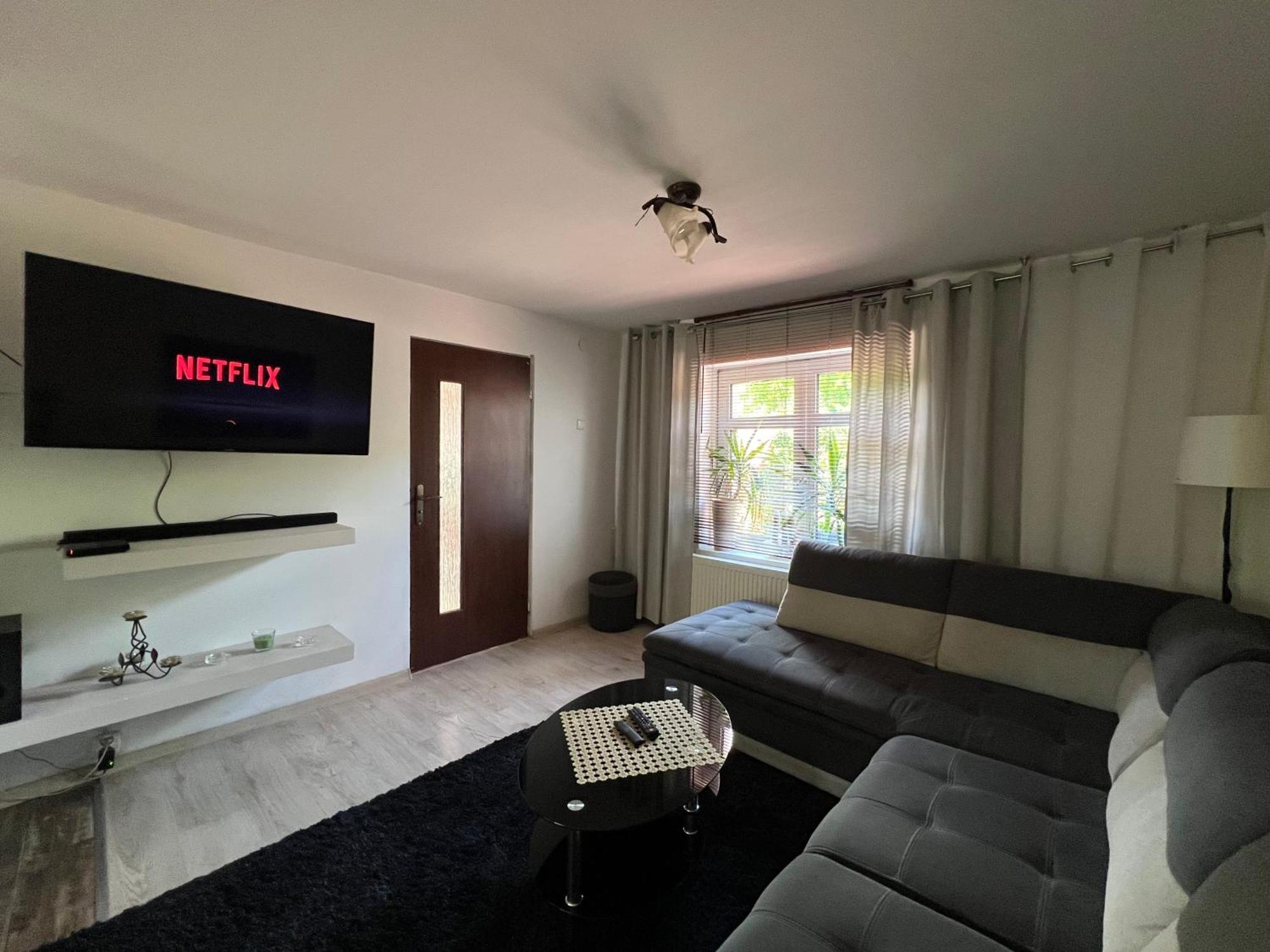 Dom Nad Jeziorem Strazym Zbiczno Exteriör bild