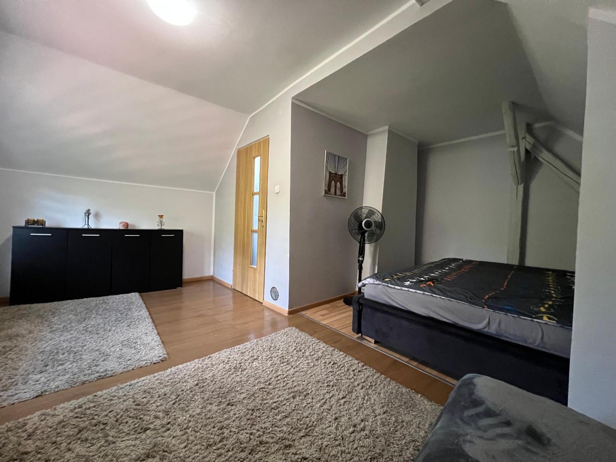 Dom Nad Jeziorem Strazym Zbiczno Exteriör bild